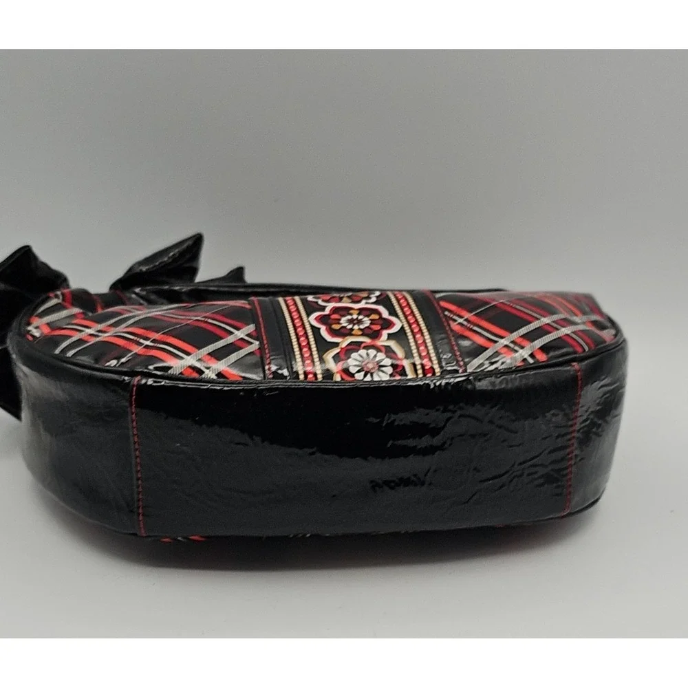 Vera Bradley Black Red Vinyl Hobo Shoulder Bag Bow Accent Fabric Lining Purse